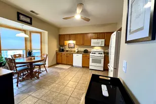 5351 W Mint Julip Dr, Alsip, IL 60803 - Photo 6