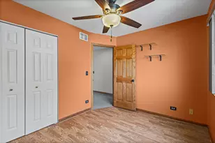698 Juli Dr, South Elgin, IL 60177 - Photo 16