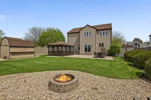 698 Juli Dr, South Elgin, IL 60177 - Photo 30