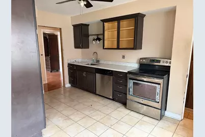 705 S. Chestnut Avenue, Arlington Heights, IL 60005 - Photo 2