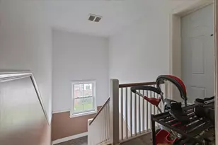 2133 W Highland Ave, Chicago, IL 60659 - Photo 12