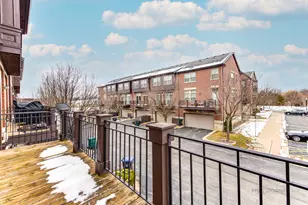 726 N Keystone Ln, Vernon Hills, IL 60061 - Photo 12