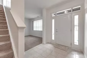 726 N Keystone Ln, Vernon Hills, IL 60061 - Photo 2