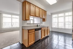 726 N Keystone Ln, Vernon Hills, IL 60061 - Photo 8