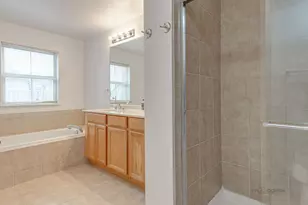 726 N Keystone Ln, Vernon Hills, IL 60061 - Photo 22