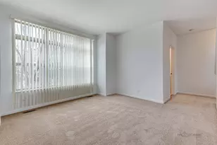 726 N Keystone Ln, Vernon Hills, IL 60061 - Photo 24