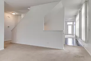 726 N Keystone Ln, Vernon Hills, IL 60061 - Photo 14