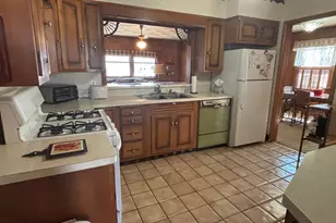 3423 N Church St, Rockford, IL 61103 - Photo 10