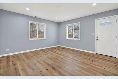 311 Sauk Trail, Park Forest, IL 60466 - Photo 10