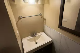 7801 S Winchester Ave, Chicago, IL 60620 - Photo 30