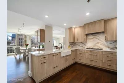 250 E Pearson Street #1903, Chicago, IL 60611 - Photo 8