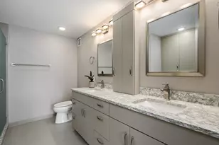 250 E Pearson St, Chicago, IL 60611 - Photo 16