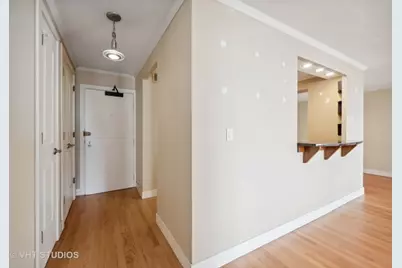 1400 N State Parkway #8B, Chicago, IL 60610 - Photo 4