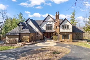 8877 Kennedy Rd, Yorkville, IL 60560 - Photo 2