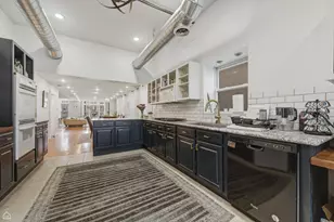 822 N Wood St, Chicago, IL 60622 - Photo 8