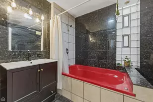 822 N Wood St, Chicago, IL 60622 - Photo 10