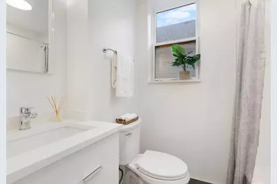 1650 W Roscoe Street #206, Chicago, IL 60657 - Photo 8