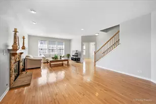 305 Colonial Dr, Vernon Hills, IL 60061 - Photo 14