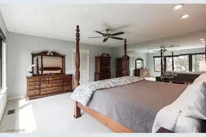 312 Woodview Road, Lake Barrington, IL 60010 - Photo 24