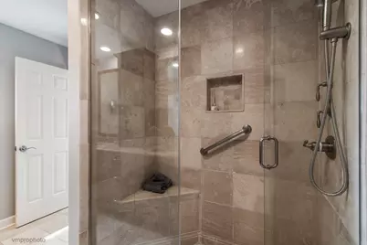 312 Woodview Road, Lake Barrington, IL 60010 - Photo 26