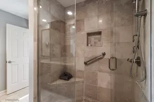 312 Woodview Rd, Lake Barrington, IL 60010 - Photo 26