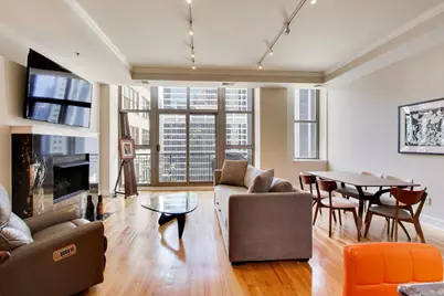 212 W Washington Street #908, Chicago, IL 60606 - Photo 4