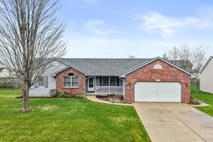 1522 Lorraine Dr, Sandwich, IL 60548 - Photo 2