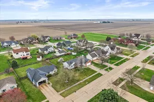 1522 Lorraine Dr, Sandwich, IL 60548 - Photo 22