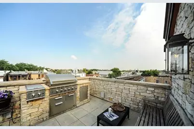 1934 N Bissell Street, Chicago, IL 60614 - Photo 16