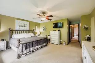 136 Caryville Ln, Schaumburg, IL 60193 - Photo 20