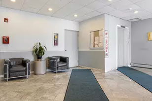 1043 S York Rd, Bensenville, IL 60106 - Photo 20