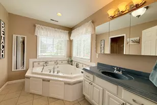 312 Cherokee Dr, Harrisburg, IL 62946 - Photo 32