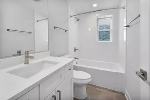 4624 N Ashland Ave, Chicago, IL 60640 - Photo 14