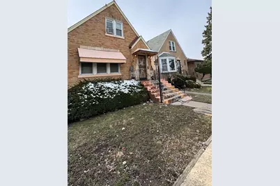 10210 S Prairie Avenue, Chicago, IL 60628 - Photo 2