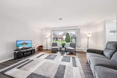 7405 Chevy Chase Court, Fox Lake, IL 60020 - Photo 4