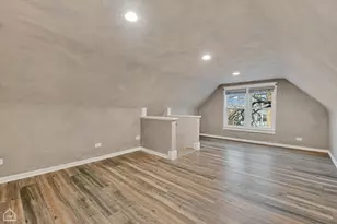 4242 N Kimball Ave, Chicago, IL 60618 - Photo 14