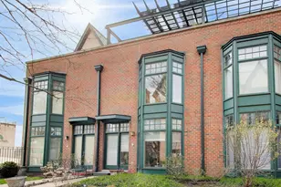 101 N Euclid Ave, Oak Park, IL 60301 - Photo 1