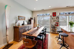 101 N Euclid Ave, Oak Park, IL 60301 - Photo 8