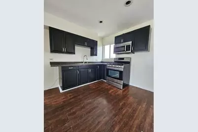 1813 18th Avenue, Sterling, IL 61081 - Photo 6