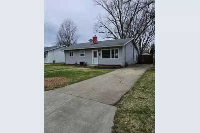 1813 18th Avenue, Sterling, IL 61081 - Photo 2