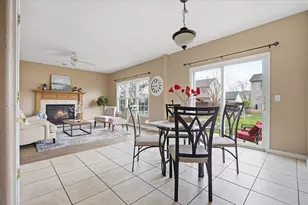 3255 Fire Fly Ct, Normal, IL 61761 - Photo 8