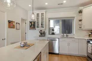 1830 N Winchester Ave, Chicago, IL 60622 - Photo 10