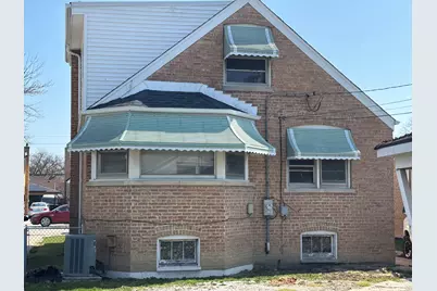 4920 N Nagle Street, Chicago, IL 60630 - Photo 2