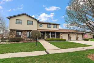 16748 Richards Dr, Tinley Park, IL 60477 - Photo 1