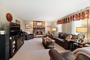 16748 Richards Dr, Tinley Park, IL 60477 - Photo 6