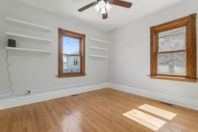 11231 S Worth Avenue, Worth, IL 60482 - Photo 14