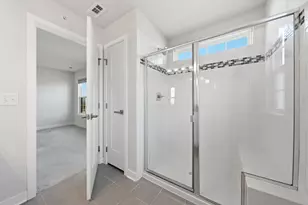 72 Nicholas Dr E, Des Plaines, IL 60016 - Photo 24