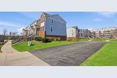 72 Nicholas Drive E, Des Plaines, IL 60016 - Photo 38