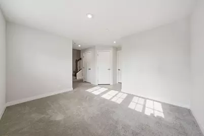 72 Nicholas Drive E, Des Plaines, IL 60016 - Photo 34