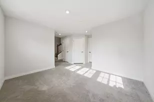 72 Nicholas Dr E, Des Plaines, IL 60016 - Photo 34